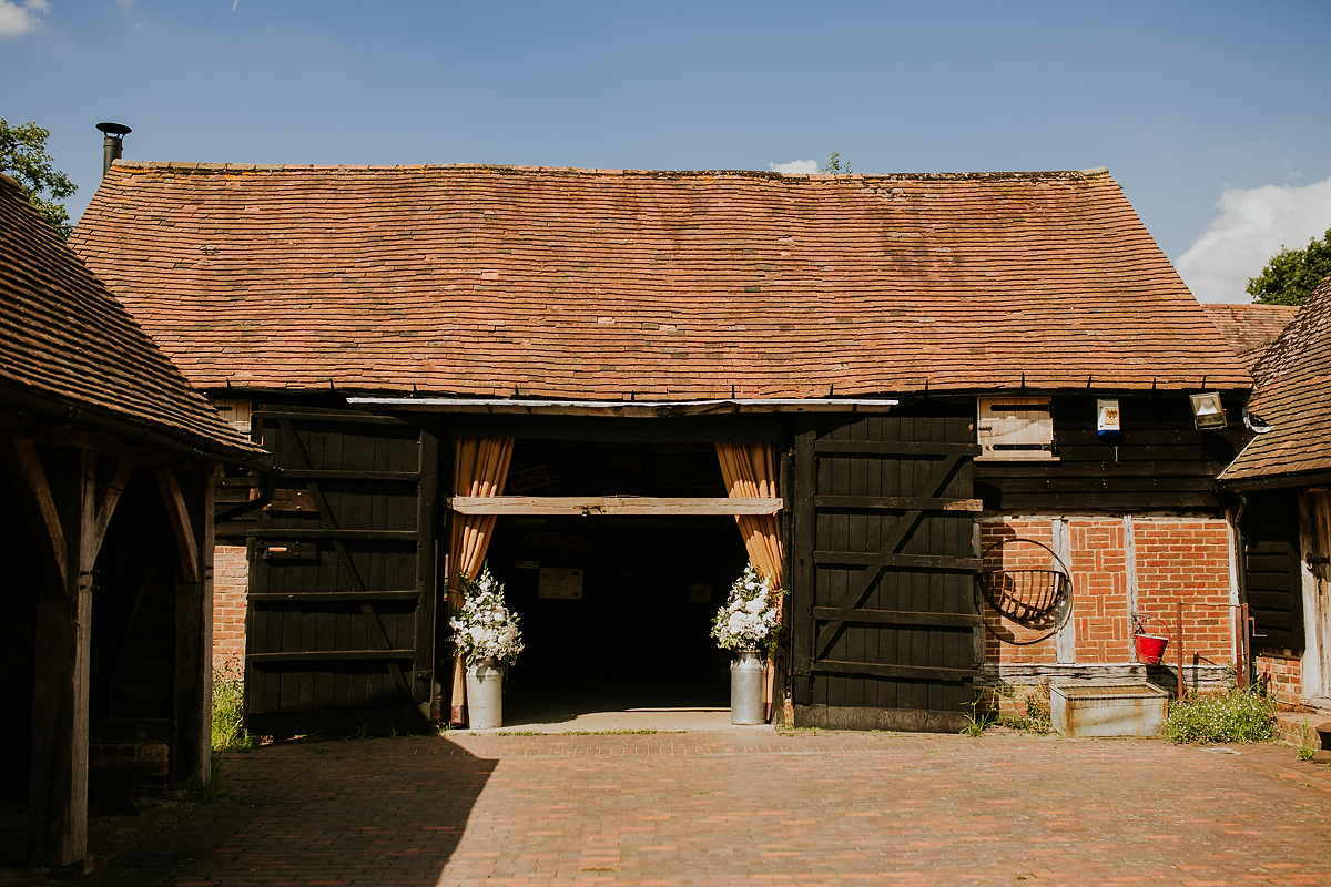 gildings-barn-wedding-photography